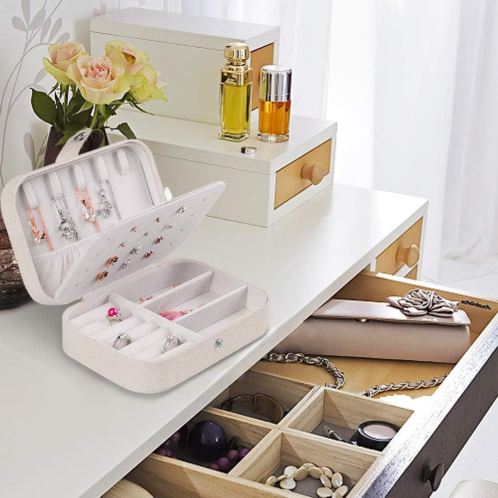 PU Leather Jewelry Box | Travel Organizer for Necklaces, Rings, Earrings (Glitter White)