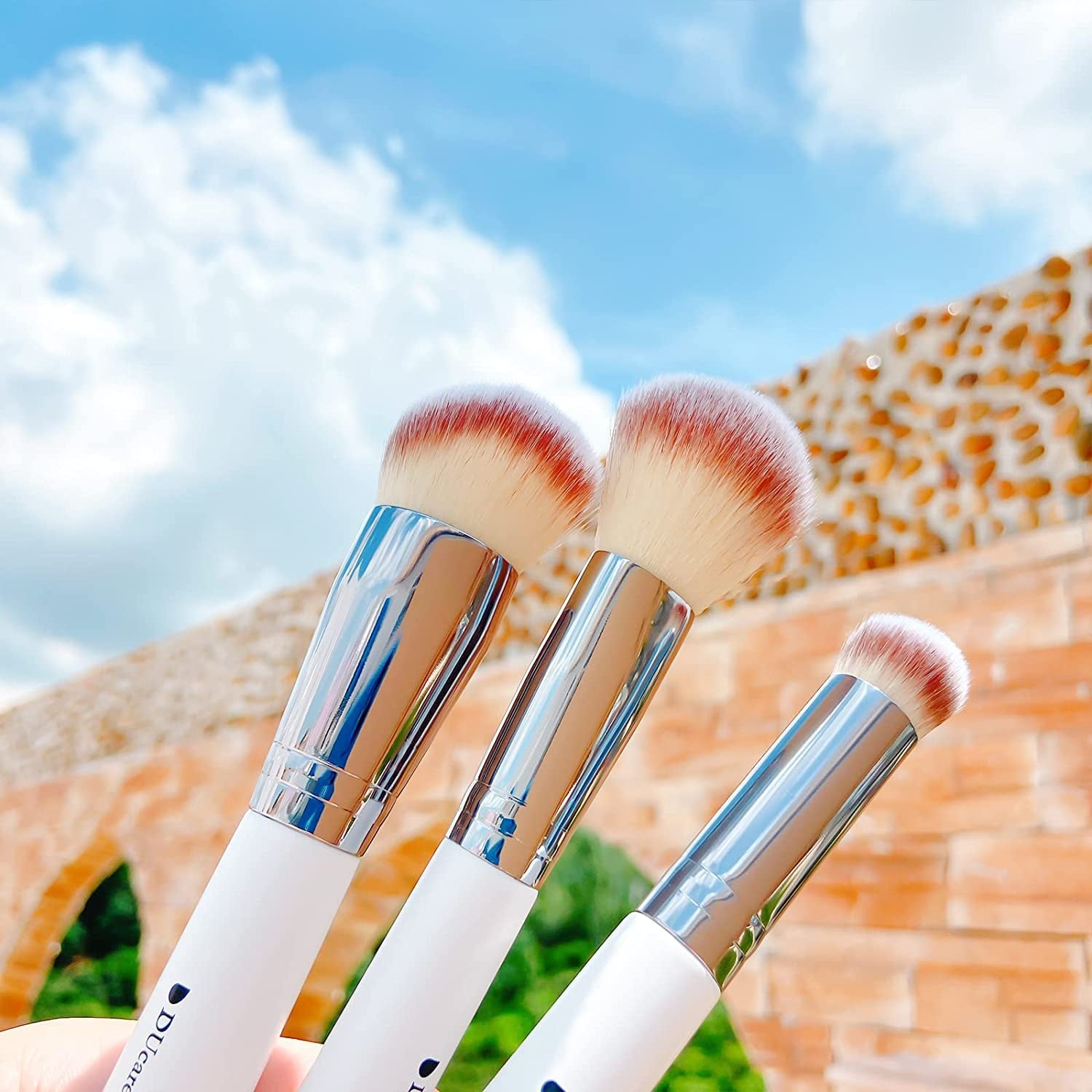 3-Piece White Makeup Brush Set – Foundation, Contour & Blush Brushes